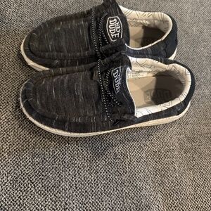 Boys Hey Dude size 2